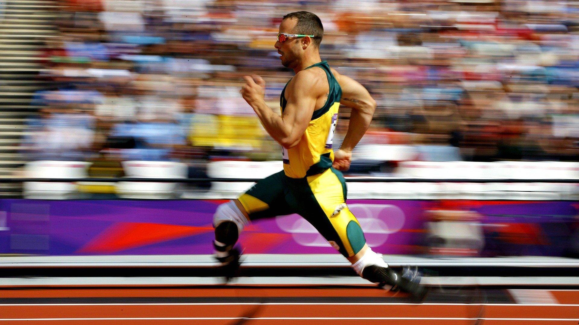 传奇谢幕，足球巨星李明荣耀退役仪式感动全场