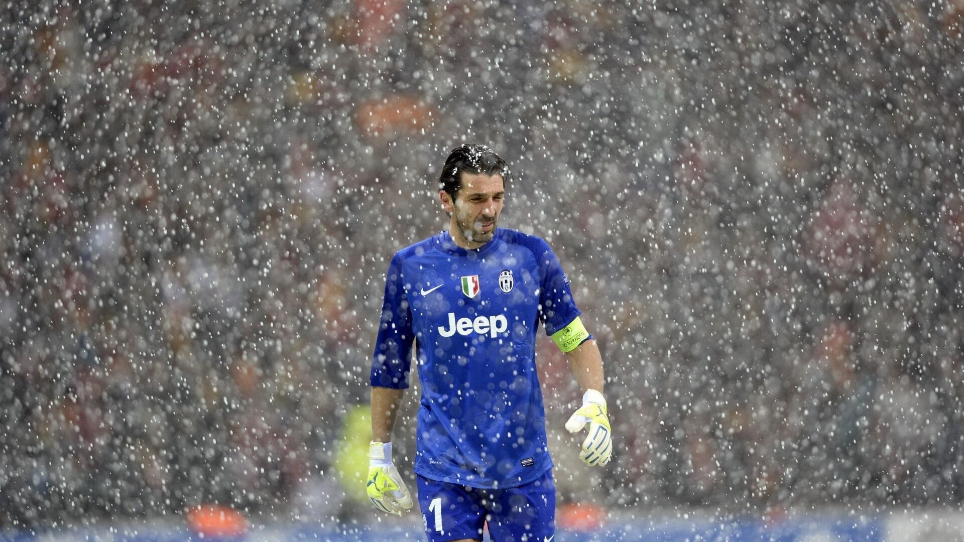 雪橇世界杯激战正酣，德国选手再创赛道纪录