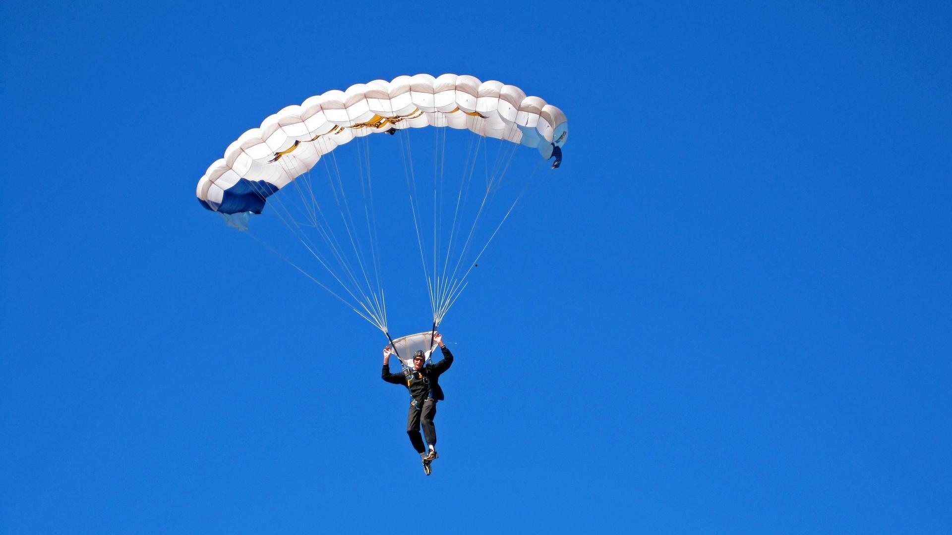 2024年NBA全明星赛星光璀璨 东部队险胜西部队创收视新高